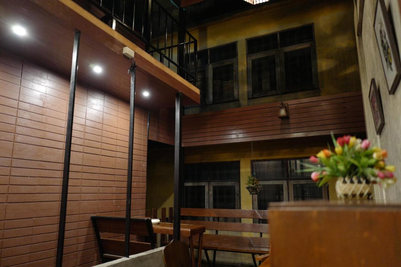 Decordo Hostel Bangkok Exterior foto